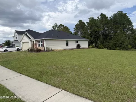 1327 Panther Lake Pkwy, Jacksonville, FL 32221