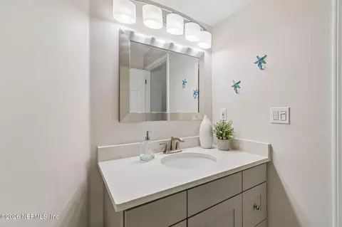 Bath - 1300 Vista Cove Rd, Saint Augustine, FL 32084 photo 6 of 7