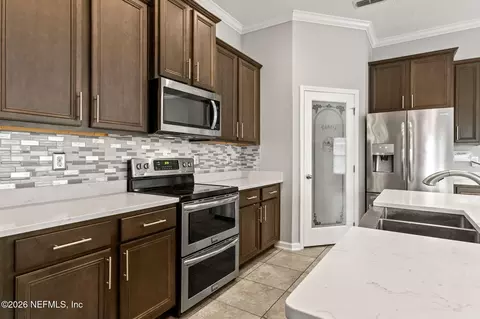 Kitchen - 84 Midway Park Dr, Saint Augustine, FL 32084 photo 2 of 5