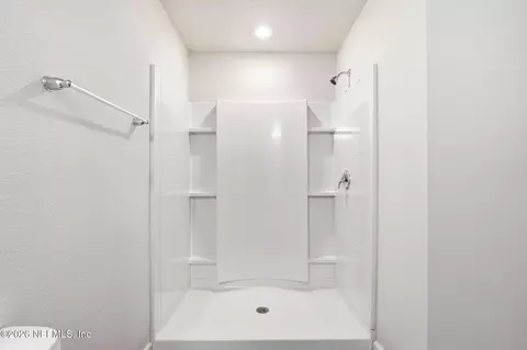 Bath - 89 Logrono Ct, Saint Augustine, FL 32084 photo 1 of 1