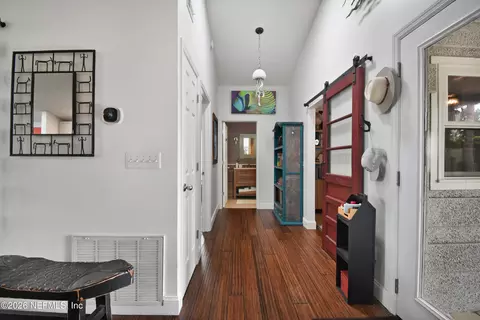 Entry Way - 285 Joey Dr, Saint Augustine, FL 32080 photo 2 of 3