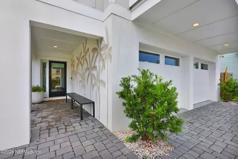 Exterior - 117 5th St, Saint Augustine, FL 32080 photo 3 of 19