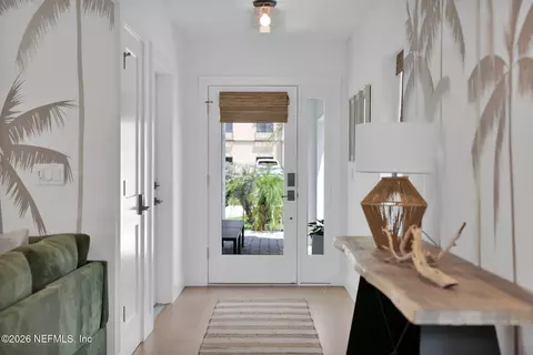 Entry Way - 117 5th St, Saint Augustine, FL 32080 photo 2 of 6