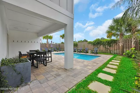 Exterior - 117 5th St, Saint Augustine, FL 32080 photo 9 of 19
