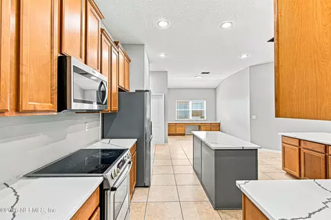 Kitchen - 141 Casa Sevilla Ave, Saint Augustine, FL 32092 photo 4 of 5