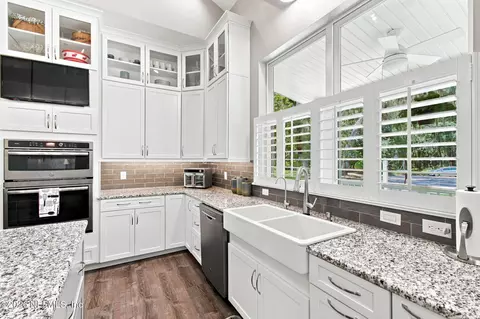 Kitchen - 704 Coachmans Pl, Saint Augustine, FL 32086 photo 6 of 14