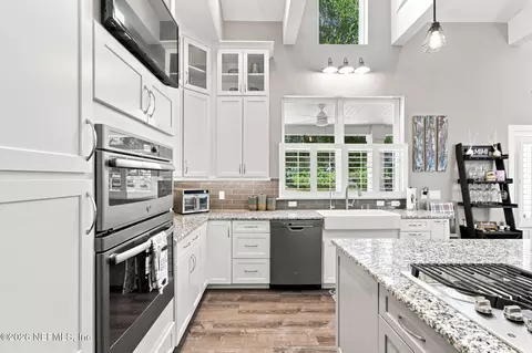 Kitchen - 704 Coachmans Pl, Saint Augustine, FL 32086 photo 10 of 14