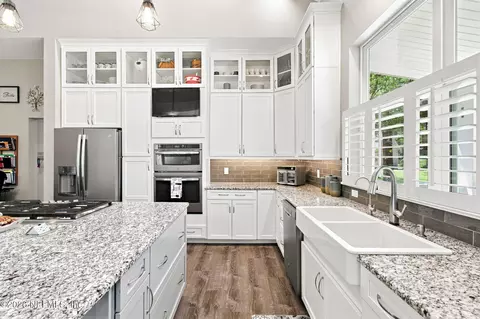 Kitchen - 704 Coachmans Pl, Saint Augustine, FL 32086 photo 5 of 14