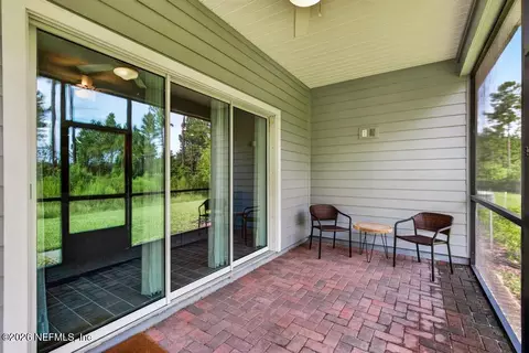 Exterior - 75292 Pondside Ln, Yulee, FL 32097 photo 8 of 12