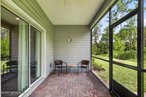 Exterior - 75292 Pondside Ln, Yulee, FL 32097 photo 7 of 12
