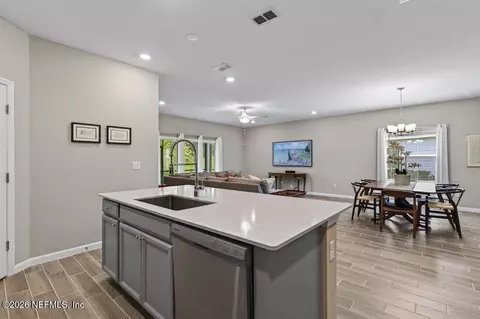 Kitchen - 75292 Pondside Ln, Yulee, FL 32097 photo 4 of 4