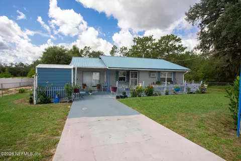 Exterior - 119 Oak Way, Interlachen, FL 32148 photo 3 of 6