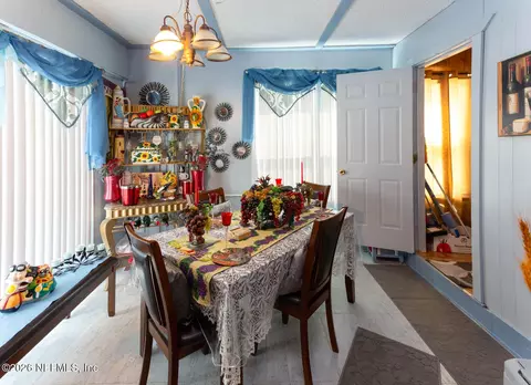Dining - 119 Oak Way, Interlachen, FL 32148 photo 1 of 1