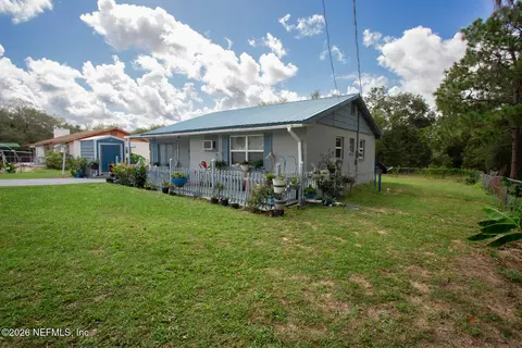 Exterior - 119 Oak Way, Interlachen, FL 32148 photo 2 of 6