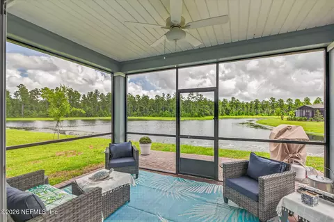 Exterior - 75741 Pondside Ln, Yulee, FL 32097 photo 2 of 3