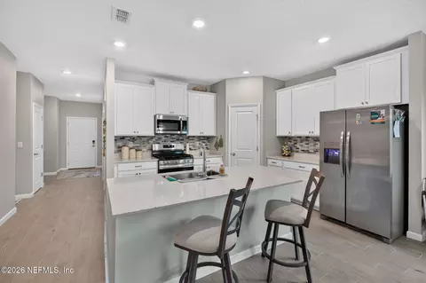 Kitchen - 75741 Pondside Ln, Yulee, FL 32097 photo 3 of 4