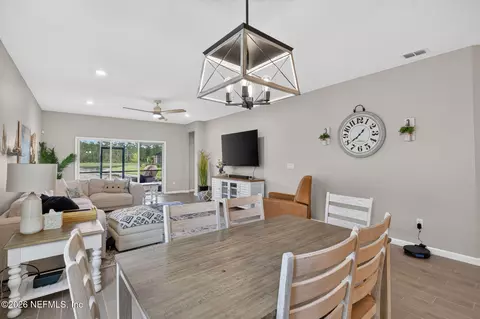 Dining - 75741 Pondside Ln, Yulee, FL 32097 photo 4 of 5