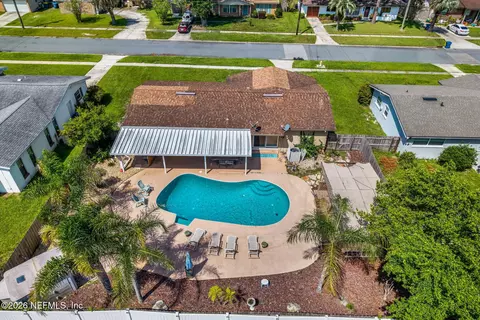 3461 Lenczyk Dr W, Jacksonville, FL 32277