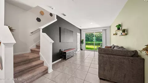8334 Asteroid St, Jacksonville, FL 32256