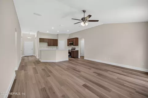 Living - 451616 Old Dixie Hwy, Callahan, FL 32011 photo 2 of 2