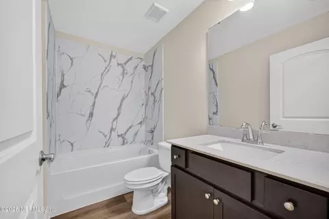 Bath - 451616 Old Dixie Hwy, Callahan, FL 32011 photo 1 of 3