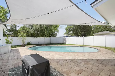 Exterior - 2608 Sack Dr E, Jacksonville, FL 32216 photo 3 of 4