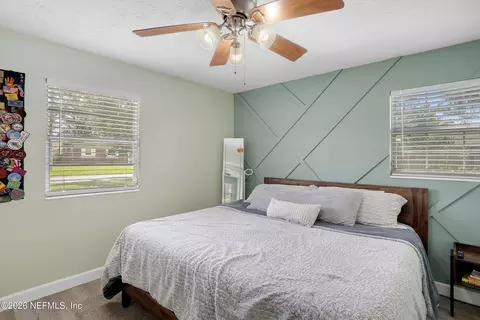 Bedroom - 2608 Sack Dr E, Jacksonville, FL 32216 photo 5 of 7