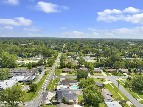 View/Area - 2608 Sack Dr E, Jacksonville, FL 32216 photo 4 of 5