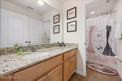 Bath - 20 Sadie Ct, Saint Augustine, FL 32095 photo 2 of 4
