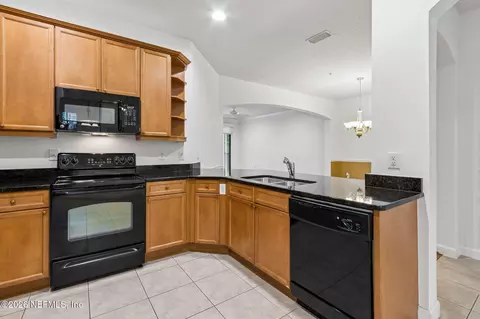 Kitchen - 200 Paseo Terraza #206, Saint Augustine, FL 32095 photo 2 of 3