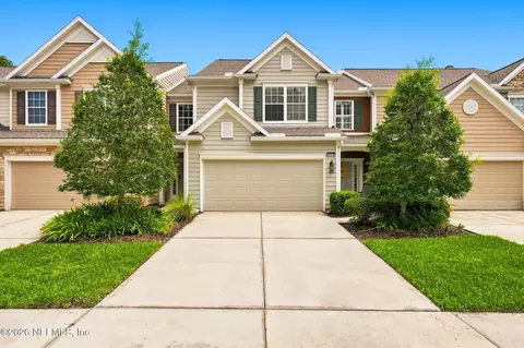 4050 Lionheart Dr, Jacksonville, FL 32216