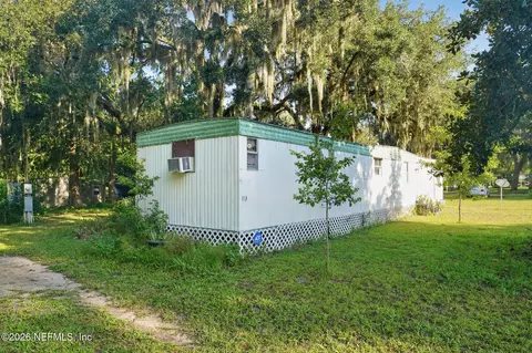113 Cypress Point Cir, East Palatka, FL 32131