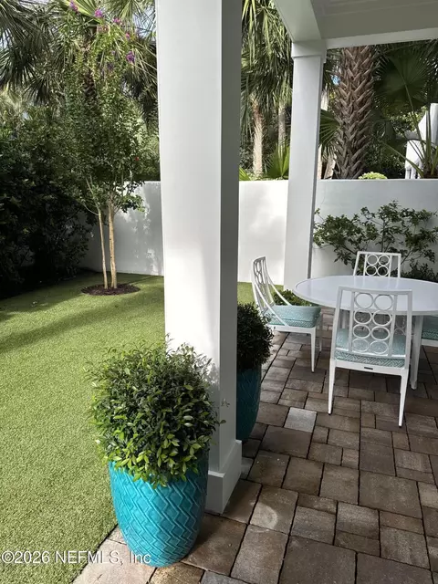 Exterior - 195 15th St, Atlantic Beach, FL 32233 photo 1 of 8