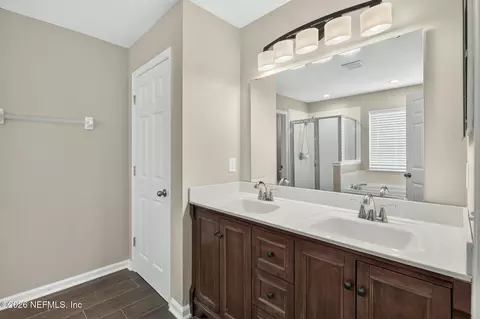 Bath - 1335 Ivyhedge Ave, Saint Augustine, FL 32092 photo 3 of 6