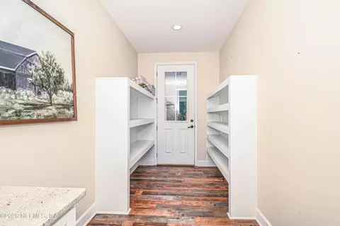 Entry Way - 27 Jones Rd, Macclenny, FL 32063 photo 2 of 2