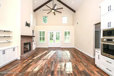Living - 27 Jones Rd, Macclenny, FL 32063 photo 5 of 6