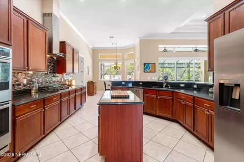 Kitchen - 460 Gallardo Cir, Saint Augustine, FL 32086 photo 4 of 5