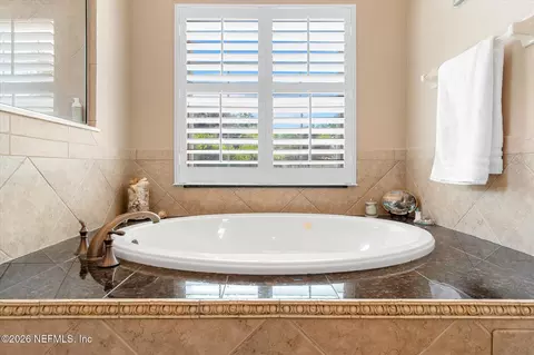 Bath - 460 Gallardo Cir, Saint Augustine, FL 32086 photo 5 of 7