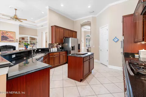 Kitchen - 460 Gallardo Cir, Saint Augustine, FL 32086 photo 2 of 5