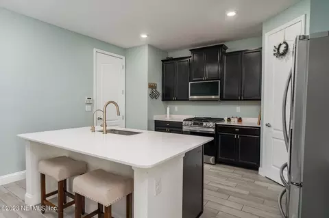 Kitchen - 43 Laurel Gate Ln, Saint Augustine, FL 32092 photo 2 of 3