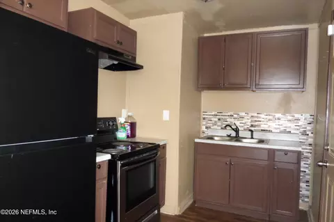 Kitchen - 1317 E 3rd St, Jacksonville, FL 32206 photo 1 of 1