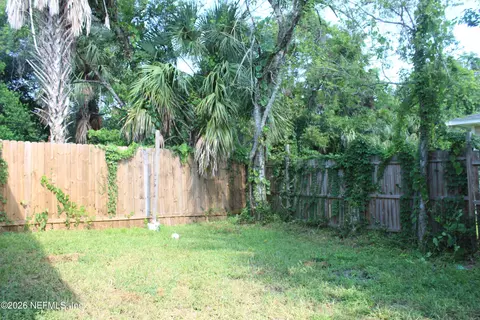 Exterior - 1317 E 3rd St, Jacksonville, FL 32206 photo 1 of 2