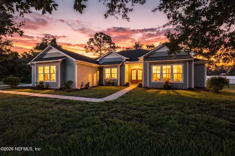 4120 Riverview Cir, Green Cove Springs, FL 32043