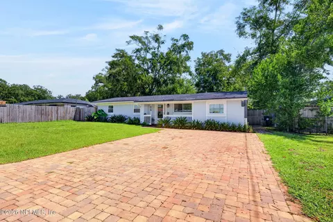 Exterior - 416 Ameca Ave, Orange Park, FL 32073 photo 2 of 6