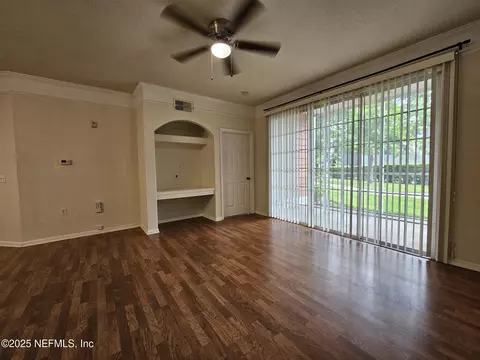 8550 Touchton Rd #218, Jacksonville, FL 32216