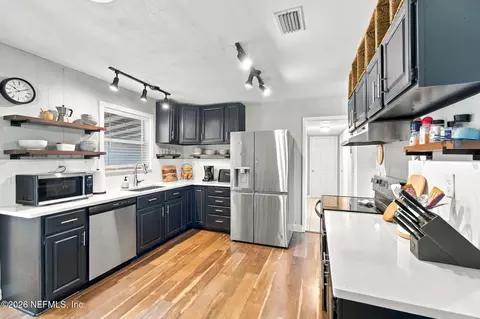 10772 S Hawaii Dr, Jacksonville, FL 32246