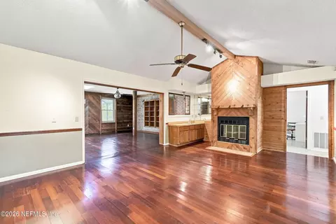 Living - 309 Devonshire Ln, Orange Park, FL 32073 photo 1 of 3
