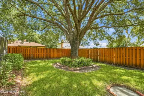 Exterior - 309 Devonshire Ln, Orange Park, FL 32073 photo 6 of 7