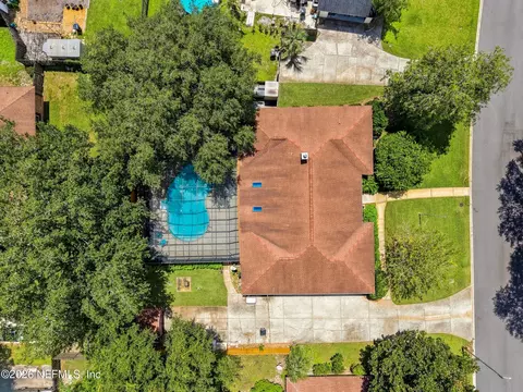 View/Area - 309 Devonshire Ln, Orange Park, FL 32073 photo 2 of 6