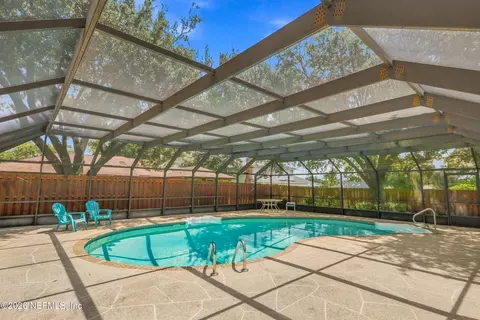 Exterior - 309 Devonshire Ln, Orange Park, FL 32073 photo 2 of 7